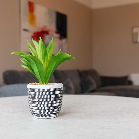 Main Street View Apartman Prestwick Kültér fotó